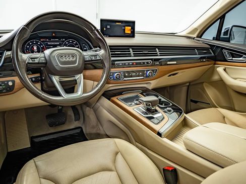Used 2017 Audi Q7 3.0T Prestige AWD/4WD image 33
