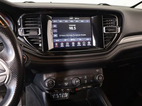 Used 2021 Dodge Durango SXT image 5