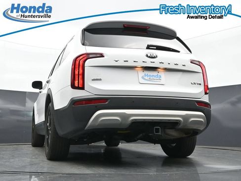 Used 2020 Kia Telluride LX AWD/4WD image 32