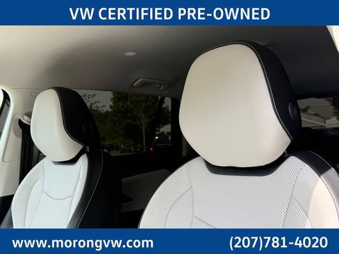Certified 2025 Volkswagen Tiguan SE AWD/4WD image 28