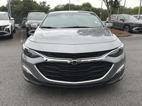 Used 2024 Chevrolet Malibu RS FWD image 2