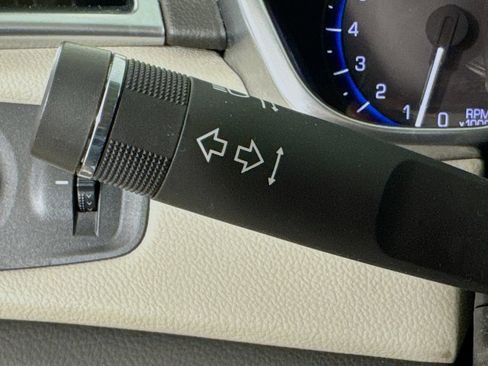 Used 2015 Cadillac SRX FWD image 14