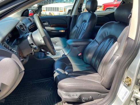 Used 2000 Chrysler 300M FWD image 16