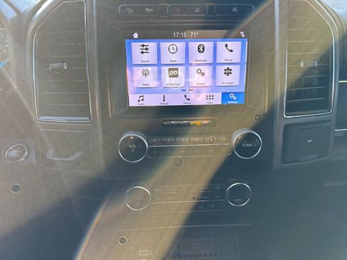 Used 2019 Ford Expedition Max XLT w/ Equipment Group 202A image 25