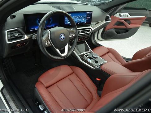 Used 2023 BMW i4 eDrive40 w/ Premium Package image 12