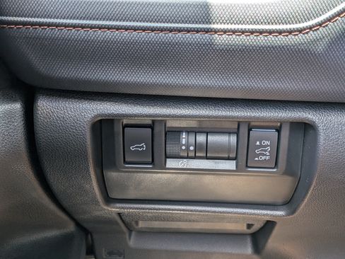 Used 2025 Subaru Forester Touring AWD/4WD image 26