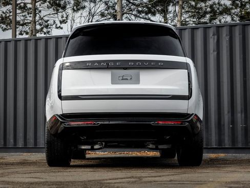 New 2026 Land Rover Range Rover Long Wheelbase SE AWD/4WD image 7