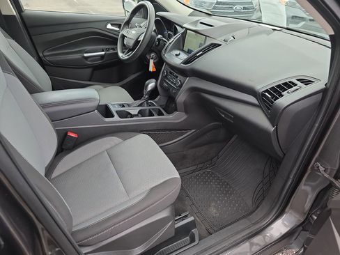 Used 2018 Ford Escape SE w/ SE Sync 3 Package image 32