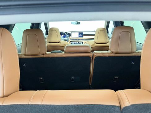 Used 2023 INFINITI QX60 Sensory w/ Vision Package AWD/4WD image 38
