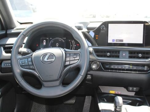 Certified 2025 Lexus UX 300h FWD image 14