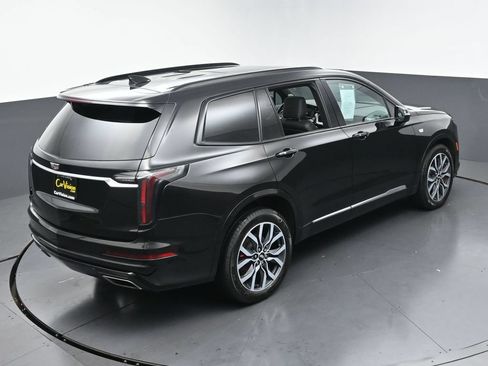 Used 2024 Cadillac XT6 Sport w/ Technology Package AWD/4WD image 42