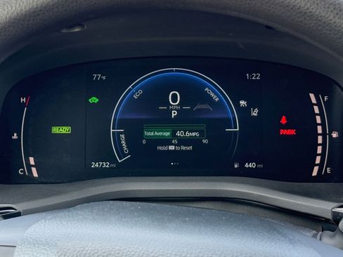 Used 2025 Toyota Camry LE image 38