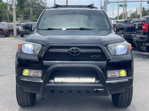 Used 2010 Toyota 4Runner SR5 AWD/4WD image 15