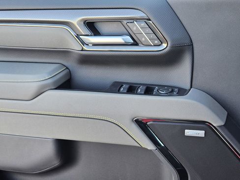 New 2026 Chevrolet Silverado 2500 ZR2 image 24