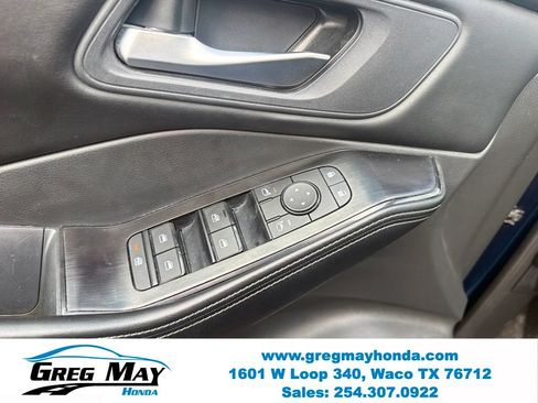 Used 2025 Nissan Rogue SV AWD/4WD image 11