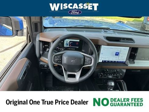 New 2024 Ford Bronco Outer Banks image 7