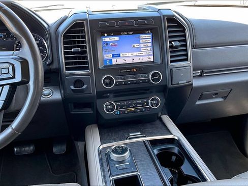 Used 2018 Ford Expedition Limited RWD image 7