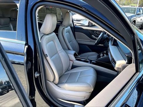 Used 2022 Lincoln Corsair FWD image 26