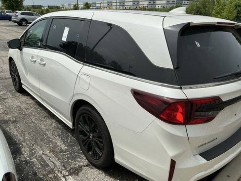 Used 2025 Honda Odyssey Sport-L image 8
