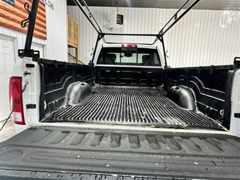 Used 2016 RAM 2500 SLT w/ Popular Equipment Group AWD/4WD image 5