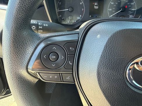 Used 2024 Toyota Corolla LE FWD image 14
