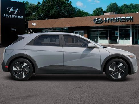 New 2026 Hyundai Ioniq 5 SEL image 14