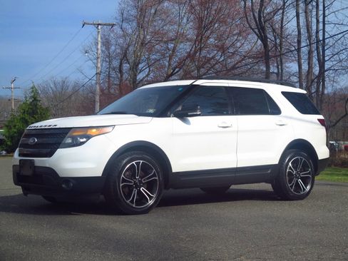 Used 2015 Ford Explorer Sport w/ Equipment Group 401A AWD/4WD image 1
