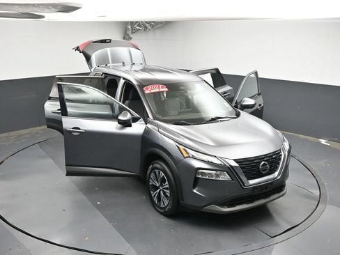 Used 2021 Nissan Rogue SV AWD/4WD image 46