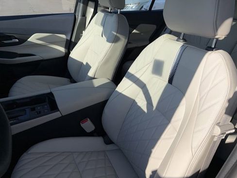 New 2026 Nissan Sentra SL w/ Floor Mat Package FWD image 12