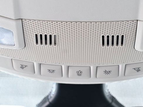 Used 2024 Ford Edge SEL w/ Convenience Package image 34