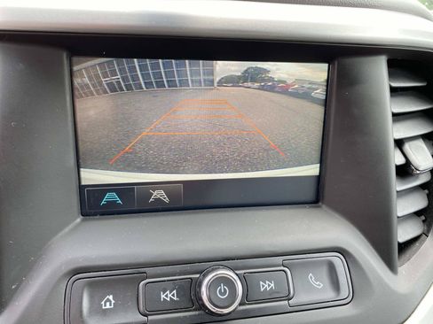 Used 2017 GMC Acadia SLE FWD image 12