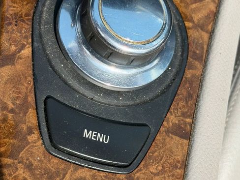 Used 2008 BMW 335i Convertible image 32