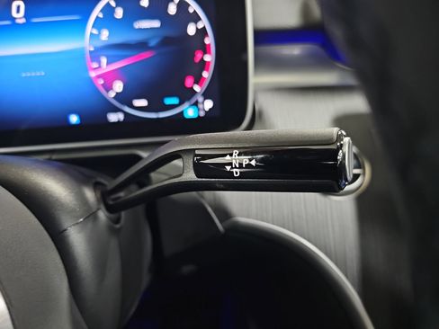 Certified 2025 Mercedes-Benz C 300 Sedan image 26