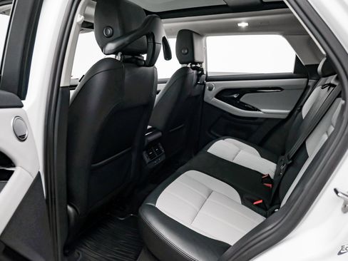 Used 2024 Land Rover Range Rover Evoque Dynamic SE image 72