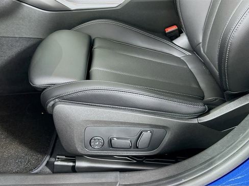 New 2026 BMW 330i Sedan RWD image 21