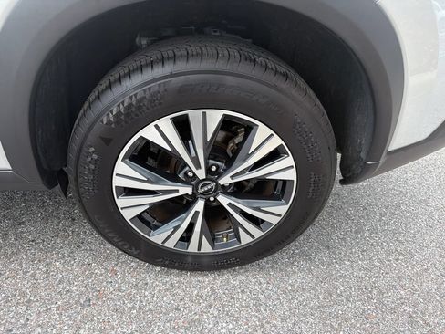 Used 2023 Nissan Rogue SV FWD image 44