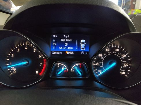 Used 2017 Ford Escape SE FWD image 23