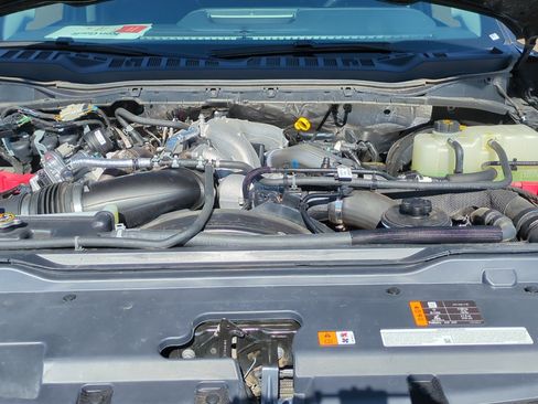 Used 2025 Ford F350 Lariat AWD/4WD image 35