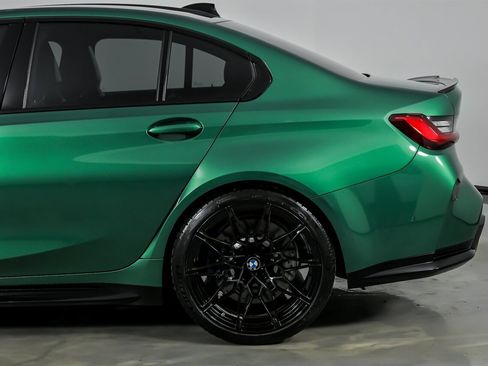 Used 2021 BMW M3 w/ M Carbon Exterior Package image 9