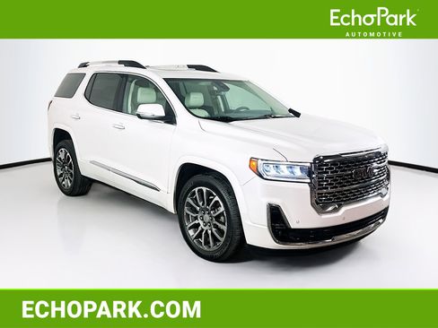 Used 2020 GMC Acadia Denali w/ Technology Package FWD image 1