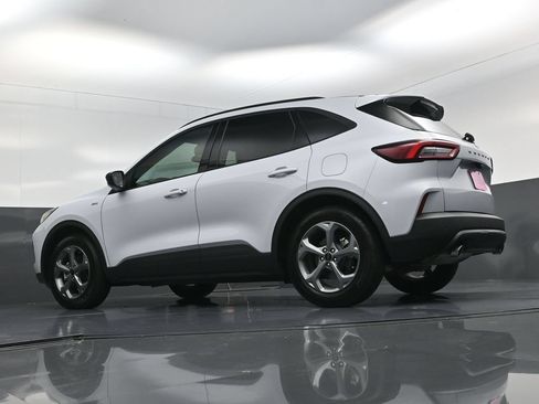 Used 2025 Ford Escape ST-Line w/ Tech Pack #1 FWD image 20