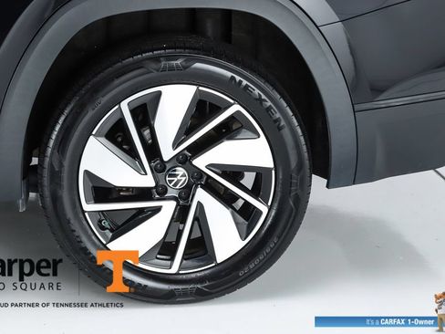 Used 2024 Volkswagen Atlas SE FWD image 46