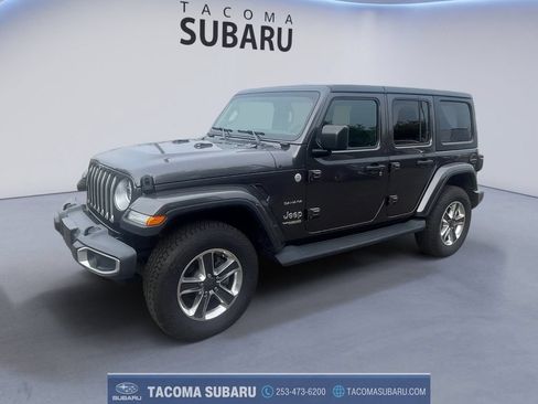 Used 2020 Jeep Wrangler Unlimited Sahara w/ Uconnect 4C Nav & Sound Group AWD/4WD image 1