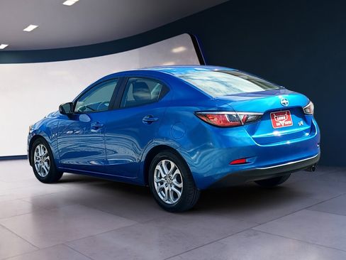 Used 2016 Scion iA image 3