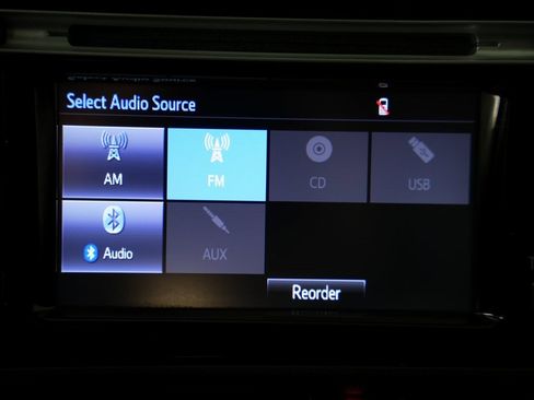 Used 2015 Toyota Prius C One image 21