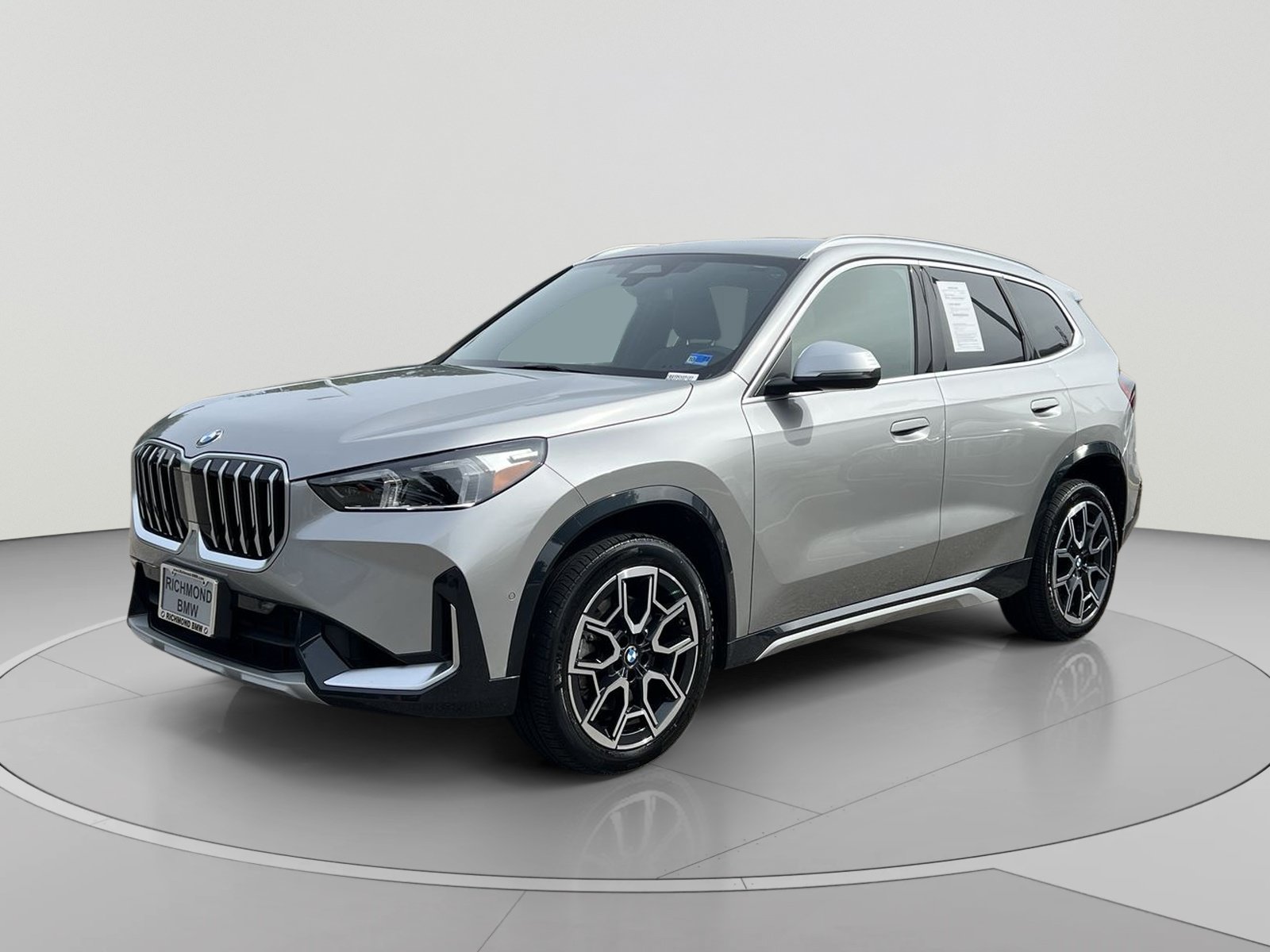 Used 2023 BMW X1 xDrive28i w/ Convenience Package AWD/4WD image 1