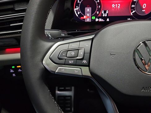 New 2026 Volkswagen Atlas Peak Edition AWD/4WD image 18