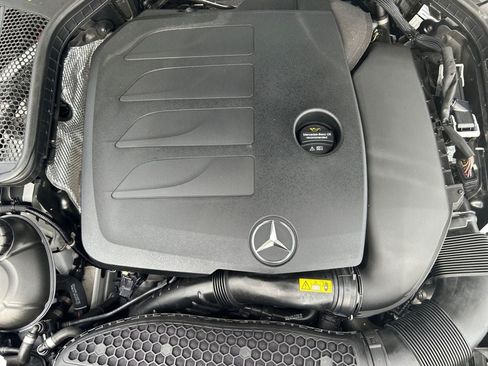 Used 2019 Mercedes-Benz C 300 4MATIC Sedan image 30