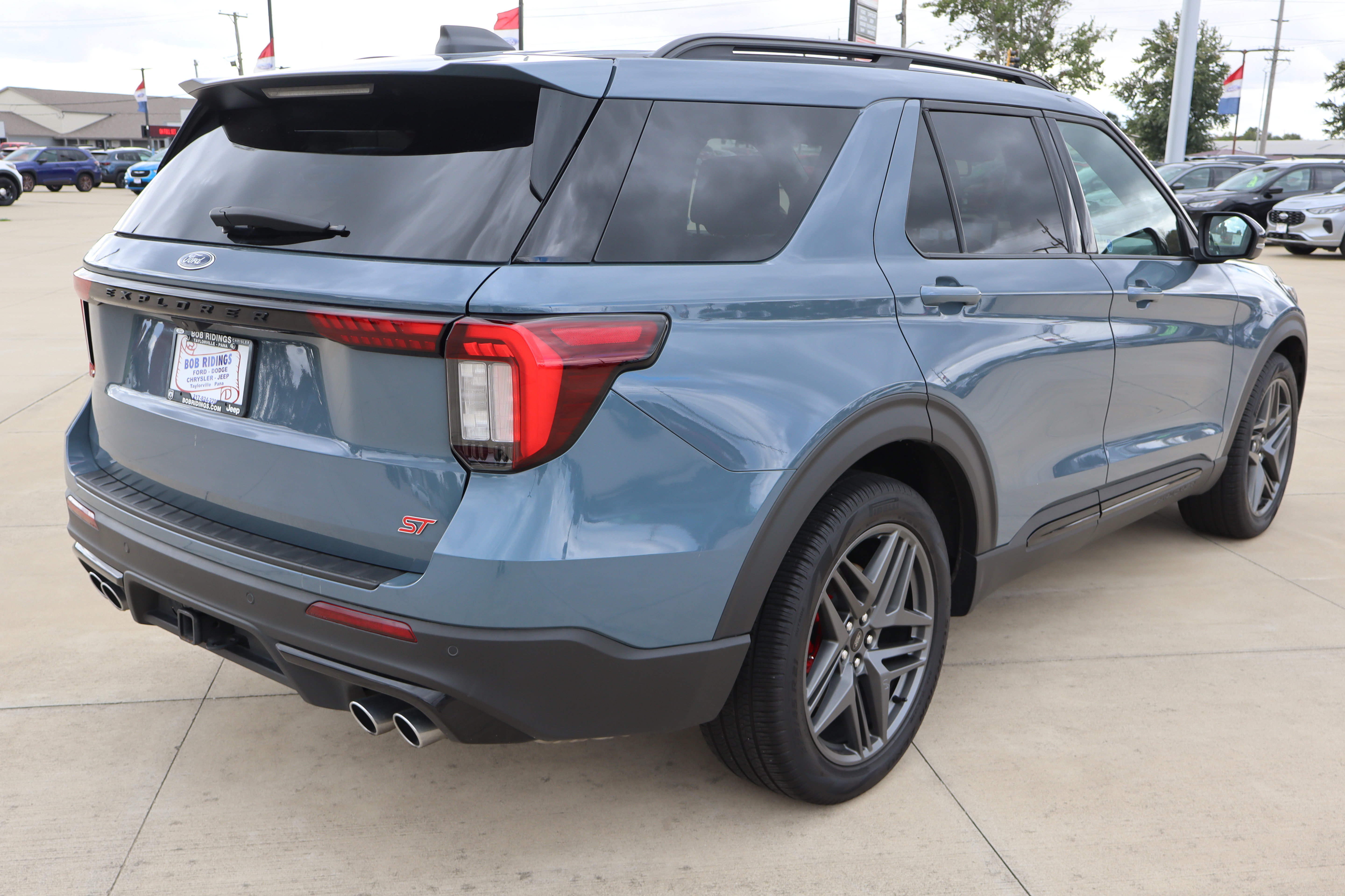Used 2026 Ford Explorer ST w/ Sun And Sound Package AWD/4WD image 5
