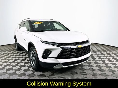 Used 2024 Chevrolet Blazer LT w/ Convenience Package image 3